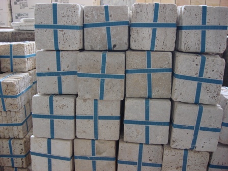 Light Cream Tumbled Travertine Tile